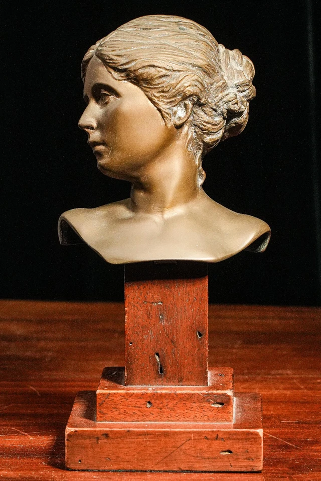 Quality Artist Signed Female Profile Antique Bronze Art Statue Bust Sculpture - Image 3 of 4