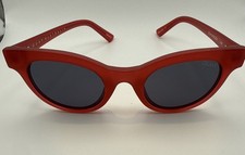 Quay Australia Sunglasses Cat Eye Wayfare Lens -"STAR STRUCK". Red /pink