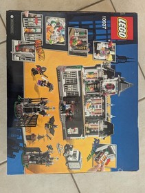 LEGO DC Comics Super Heroes: Batman Arkham Asylum Breakout 10937 1619 Pcs In Box