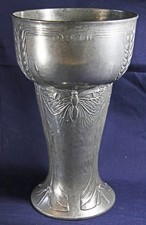 Kubek secesyjny Kayserzinn 4310, kłosy, motyl, secesja