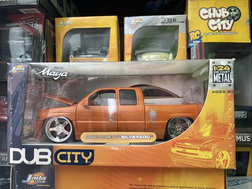 Jada Toys Dub City 1:24 2002 Chevy Silverado Die Cast Wheels By Maya