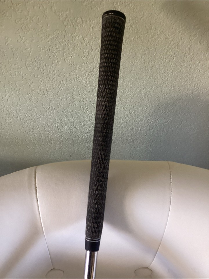Cleveland CG10 Sand Wedge 56 degrés dynamique tige acier doré main