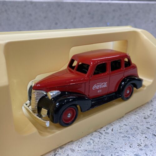 SL04800 1939 Chevrolet Car COCA COLA Die-Cast Model by Lledo PLC (boxed) - Picture 2 of 7