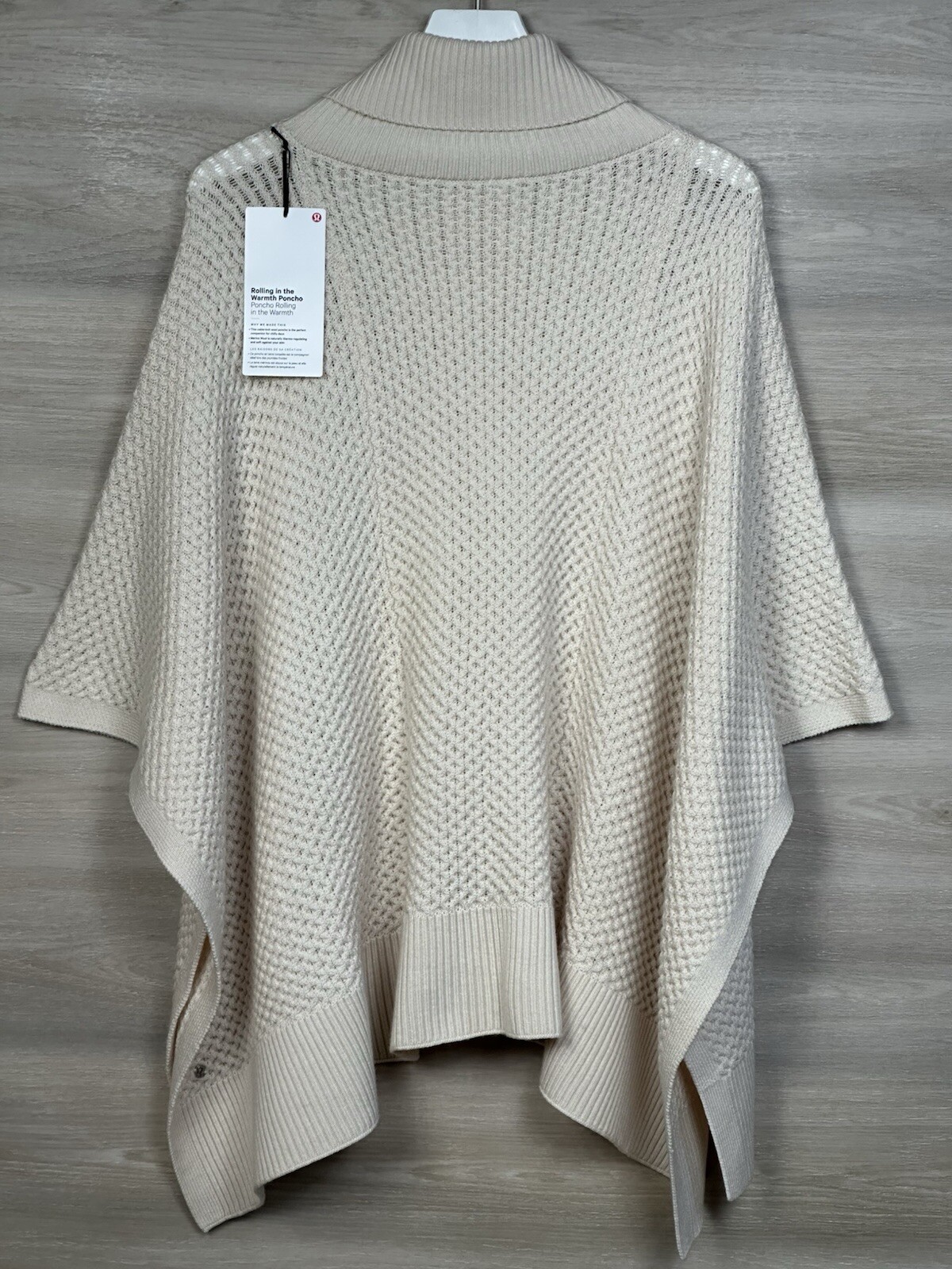 Lululemon Rolling In The Warmth Poncho One Size Angel Wing ANWI 75547 image 2