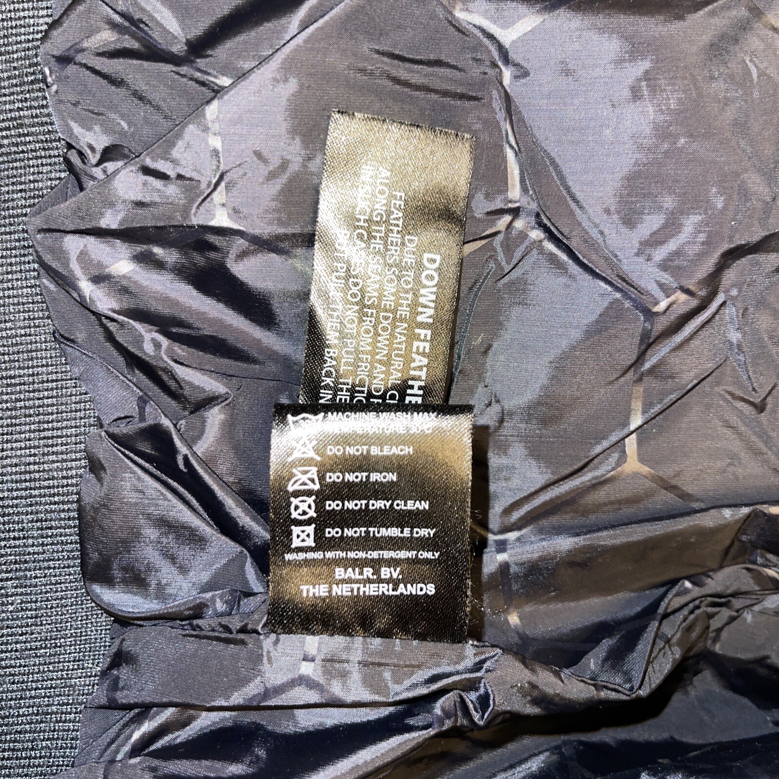 Balr. Down puffer jacket size medium - image 6