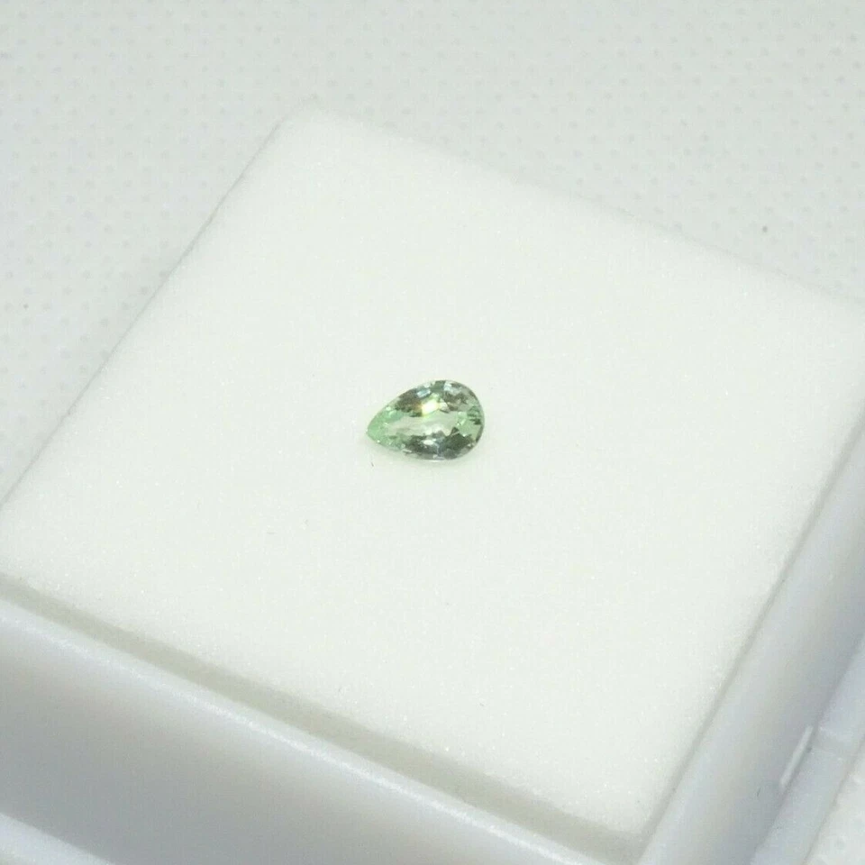 Merelani Grossular Garnet - Pear - 0.30ct - 5x3.2mm Mint Green - Loose Gemstone - Image 3 of 4
