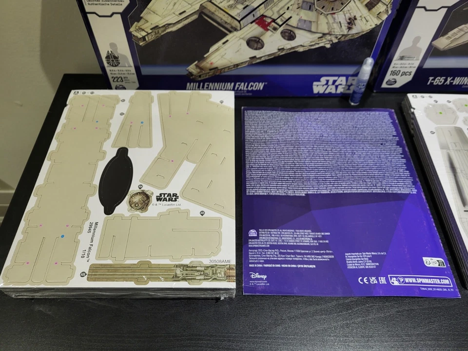 Rompecabezas Spinmaster Star Wars 4D Build X-Wing y Halcón Milenario Foto 3 de 4