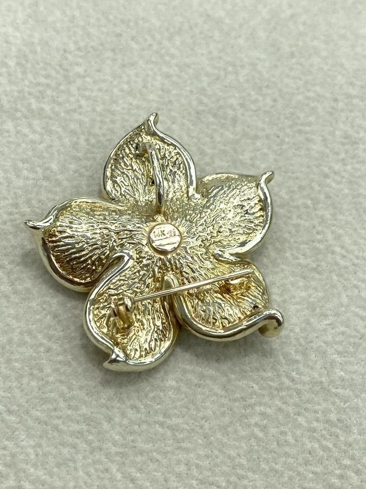 Broche vintage Estate de oro de 14k con diamantes de 0,25 quilates Foto 4 de 4
