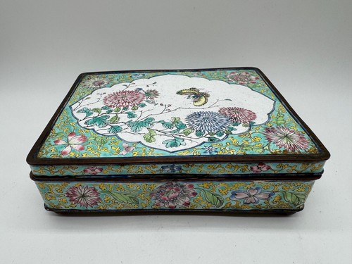Vintage Antique Chinese Canton Enamel Cloisonne Box w/ Butterfly & Floral Dec.