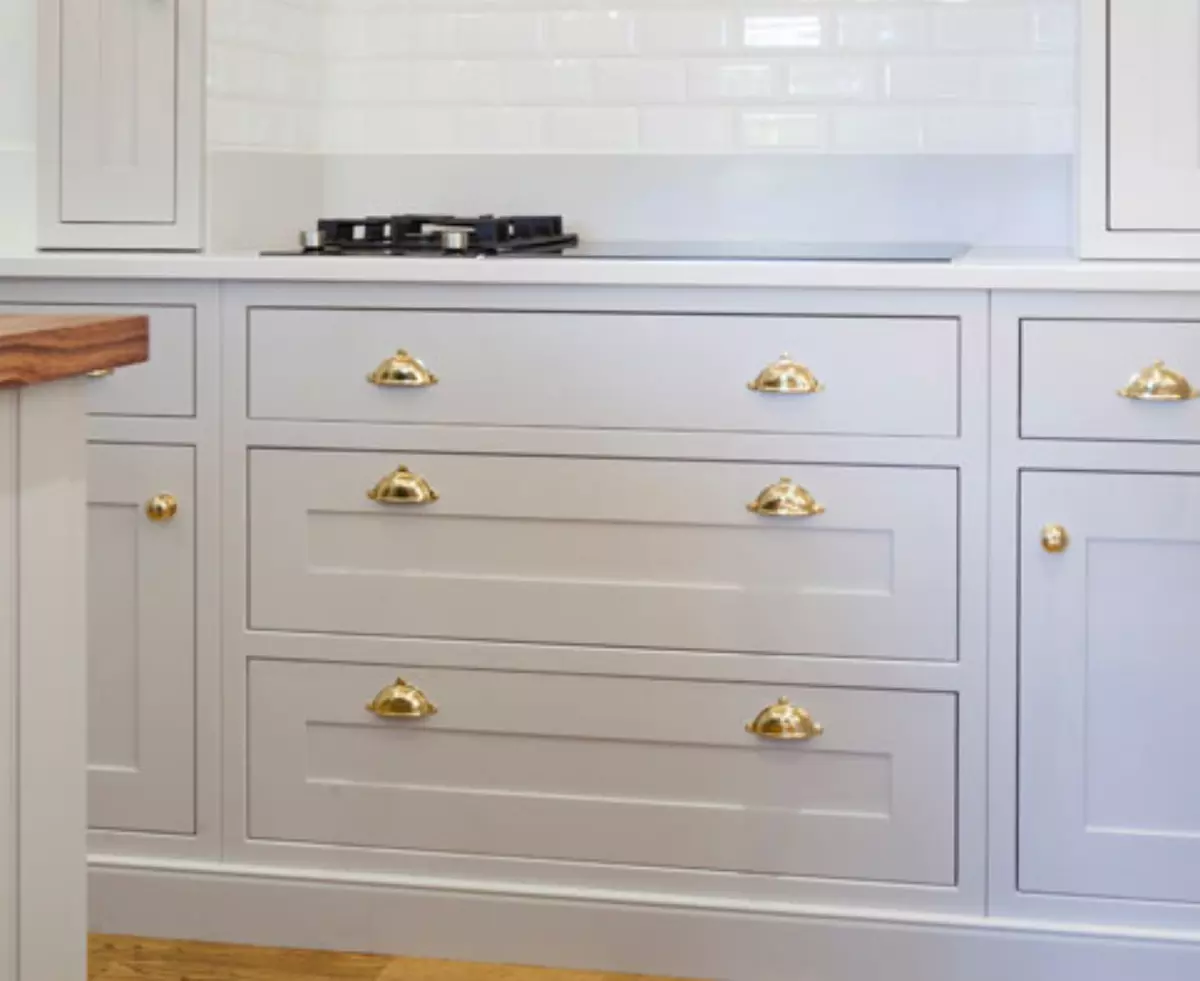 Shaker clearance style drawers
