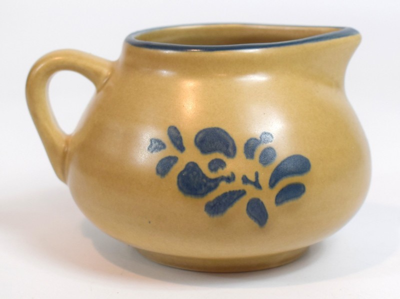 Vintage PFALTZGRAFF Folk Art Gravy Boat - 16 oz. Made in U.S.A.