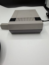 Nintendo NES Classic Mini Console CLV-001 &ndash; Used &ndash; 1 Wireless Controller