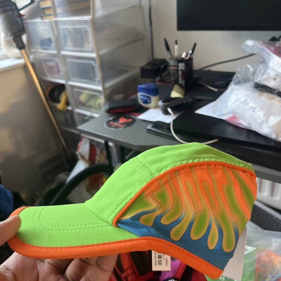 FW20 Supreme x Nike Air Max Plus Laufmütze Dri-FIT grün Cap reflektierende Logos - Bild 2 von 4