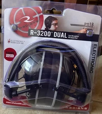 Radians R-3200 Dual Mic Electronic Earmuff, NRR 23