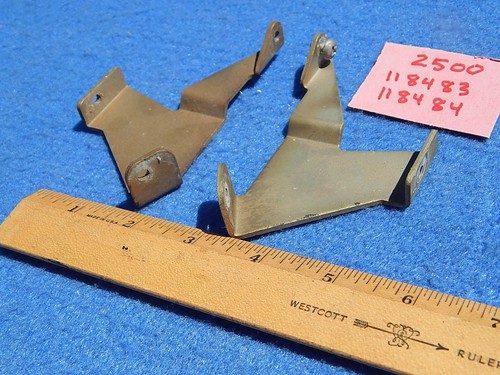 Wurlitzer 2500 2504 2510 Selector Switch Mounting Supports # 118483 & 118484 - Picture 2 of 3