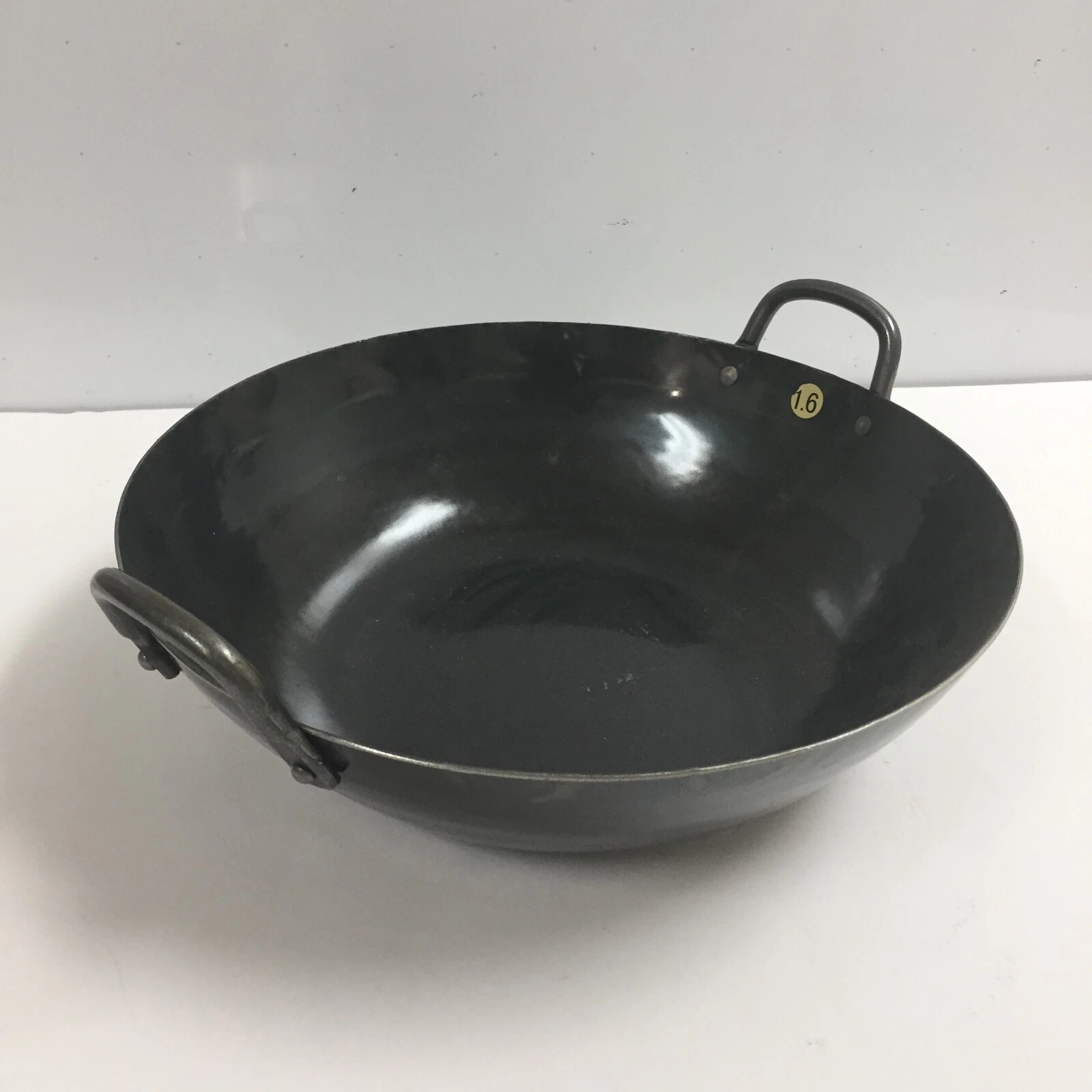 Hammered Chinese Wok Flat bottom / Double Handle by Yamada Kogyo -Japan
Opens in a new window or tab
