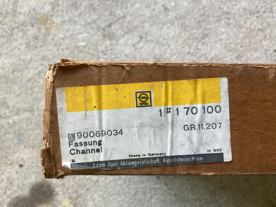 Opel Kadett D bis Fg Heckscheiben Dichtung 170100 - Изображение 2 из 2