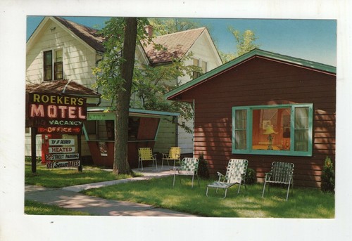 Vintage Post Card - Roeker's Motel - Wisconsin Dells - Wisconsin