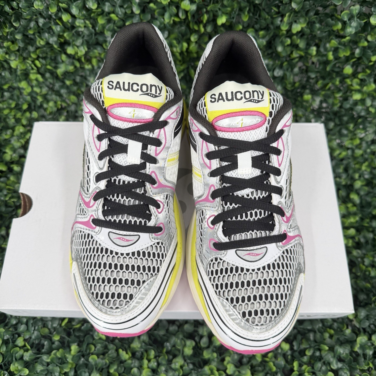 Saucony ProGrid Triumph Running Shoes Womens 7.5 Mens 6 White/Fluo Mesh Comfort thumbnail 6