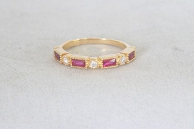 VINTAGE 14K YG GELBGOLD 4 - ROTER RUBIN UND 5 - DIAMANT VORSTECKRING GRÖSSE 7-1/2