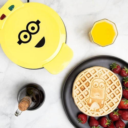 Uncanny Brands Minions Waffle Maker - Thumbnail 3