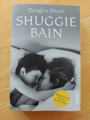 Shuggie Bain von Douglas Stuart (2020, Taschenbuch, deutsch)
