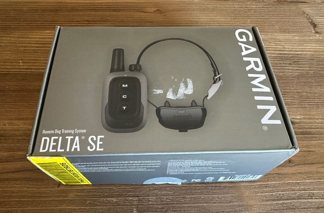 GARMIN Delta SE Handheld Remote Dog Training System Collar Bundle 010-02608-00