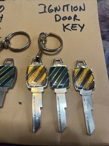 GM NOS Original Dealer Stock Key Chevy Olds Pontiac Cadillac 1970 1974 1978 1982 - Picture 3 of 4