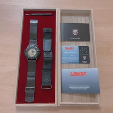 Luminox Limited Collection KATANA Night Hawk 3400 200M Swiss-made Used