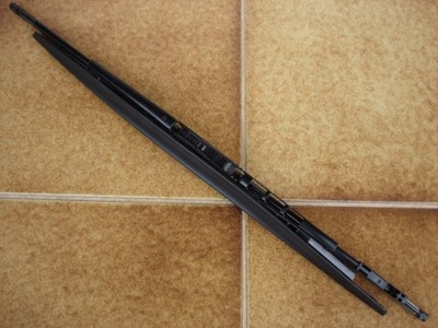 NOS Windscreen Wiper Blade with Spoiler Li. BMW 3 Series E46