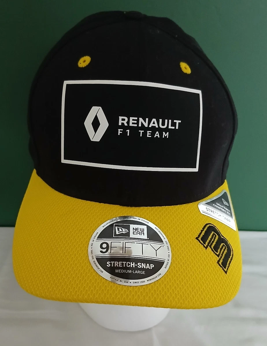 Bonhams : A Renault Formula 1 team T-shirt and Cap