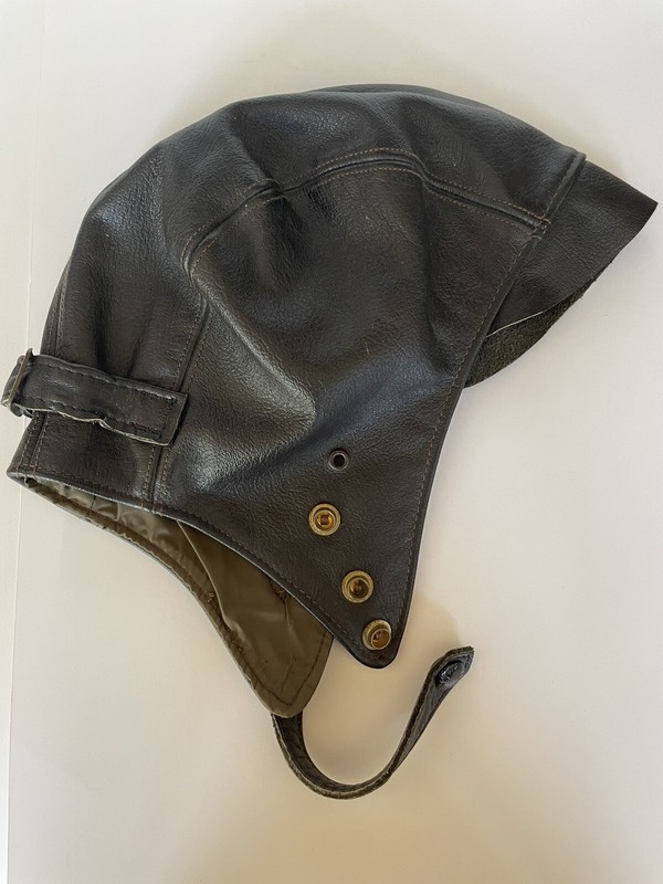 Vintage Leather Flying Aviator Pilot Hat Cap Helmet size M / L Adjustable