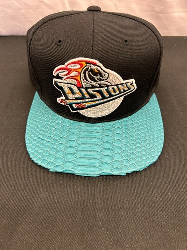 TOM GORES PLAYER EDITION CUSTOM Detroit Pistons Mitchell & Ness Snakeskin Hat - Picture 6 of 9