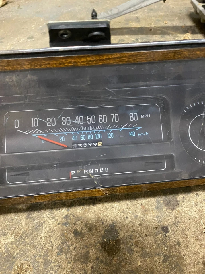 Chevrolet Caprice 1980-84 diésel raro cuadro de instrumentos velocímetro Foto 3 de 4