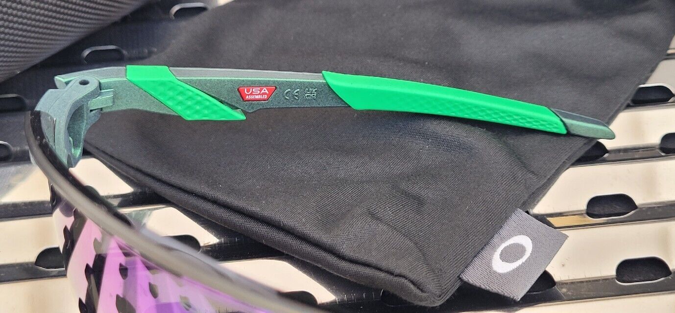 New Oakley ENCODER STRIKE 9235-0439 Sunglasses Gamma Green W New Oakley ENCODER STRIKE 9235-0439 Sunglasses Gamma Green W