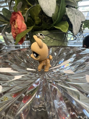 Vtg NWT Littlest Pet Shop LPS 2010 Hasbro Tomy Deer Fawn Collectible Keychain - Picture 2 of 6