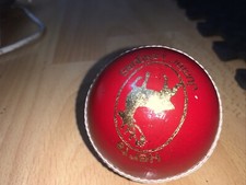 Hert Junior Cricket Ball 3/4 OZ