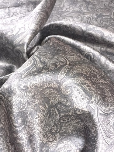 Paisley Print NON-STATIC Viscose Satin Feel Material Fabric BTY 60"W -Grey - Picture 3 of 9