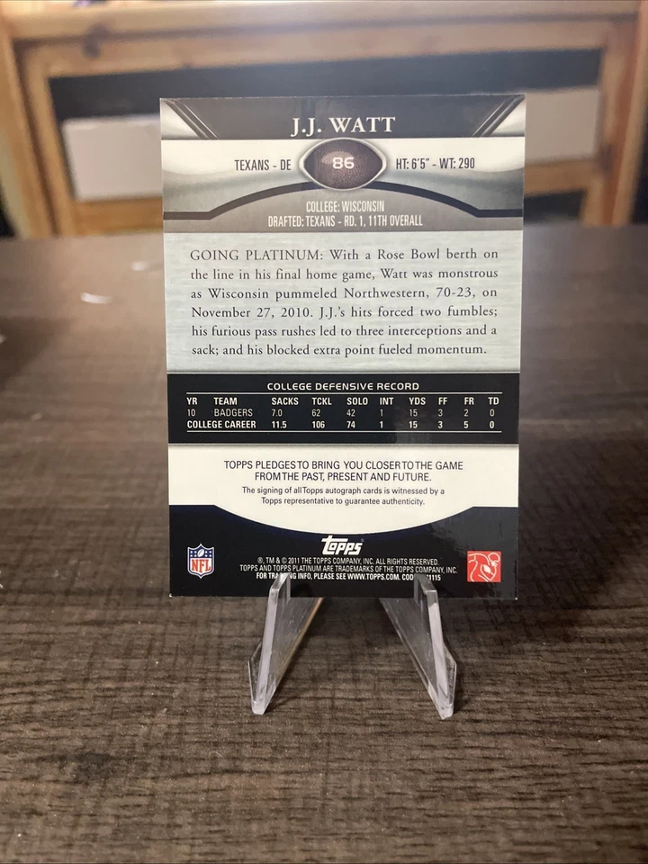 2011 Topps Platinum JJ Watt Rookie ON CARD Auto /1550 RC TEXANS HOF - Image 2 of 2