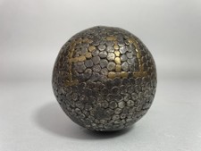 SPORT-BOULES Ancienne boule de Lyonnaise/Longue à clous plats c1900