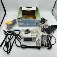 Nikon Coolpix S1 5.1MP Compact Digital Camera with Batteries Charger Dock Tested