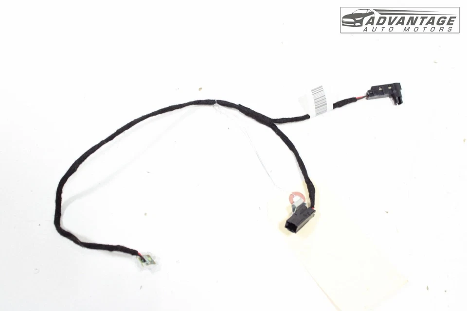 Jeep Compass 2017-2021 manija de puerta delantera derecha luz interior lámpara OEM Foto 2 de 4