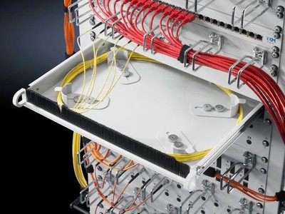 Rittal DK 7063.200 Drawer 482.6 mm (19'') to Accommodate Surplus Cables, 7063200