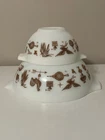Pyrex Early American White & Brown 443 2.5 Quart Mixing Bowl & 441 1.5 Pint Bowl