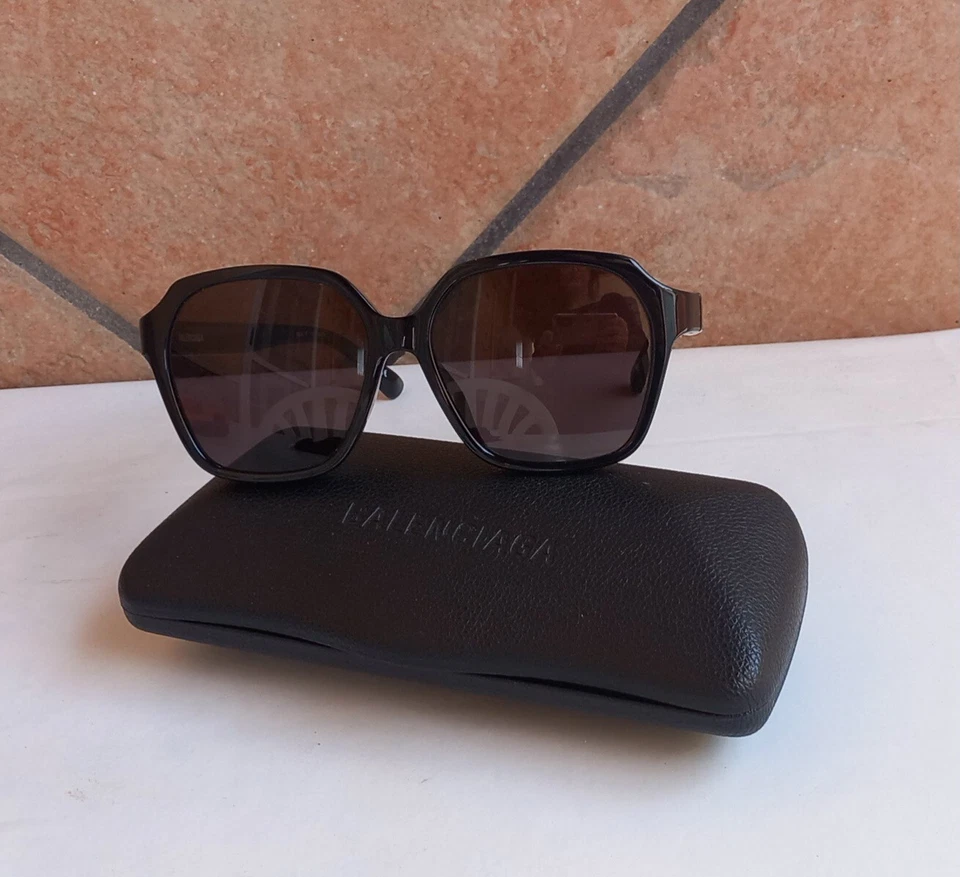 Occhiali Da Sole Balenciaga Nero uomo donna unisex - Immagine 4 di 4