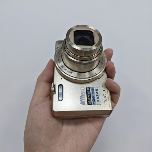 Nikon COOLPIX S7000 Gold 16.0MP Digital Camera Built-in WiFi English Language - Picture 4 of 10