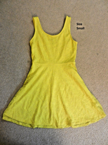 Girls Forever 21 Yellow Lace Dress= Size Small - Picture 1 of 4