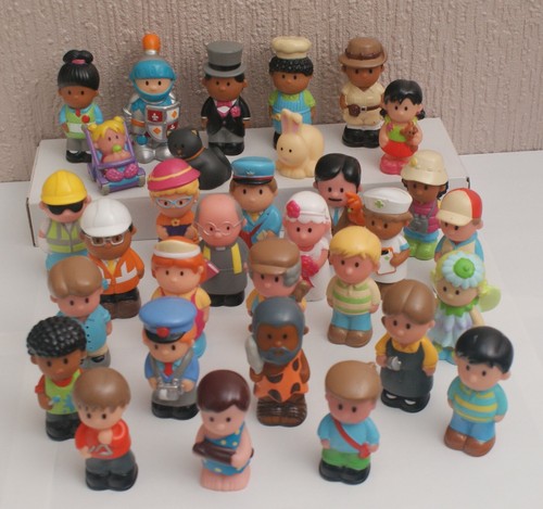Happyland Figures.Please choose from 