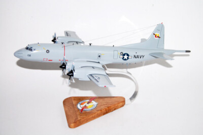 Lockheed Martin  P-3C Orion, VP-1 Screaming Eagles (132), Mahogany, 1/78th (18'')