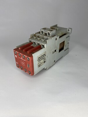 ALLEN BRADLEY 700S-CF440DJC SER A SAFETY CONTROL RELAY COMPLETE